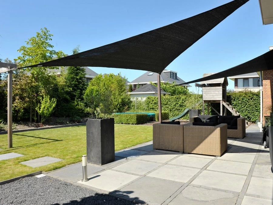 Nesling Coolfit Schaduwdoek Driehoek 4x4x5.7M - Zwart - Afbeelding 2